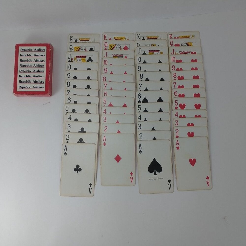 Republic Airlines Deck Of Playing Cards Vintage - Picture 3 of 5
